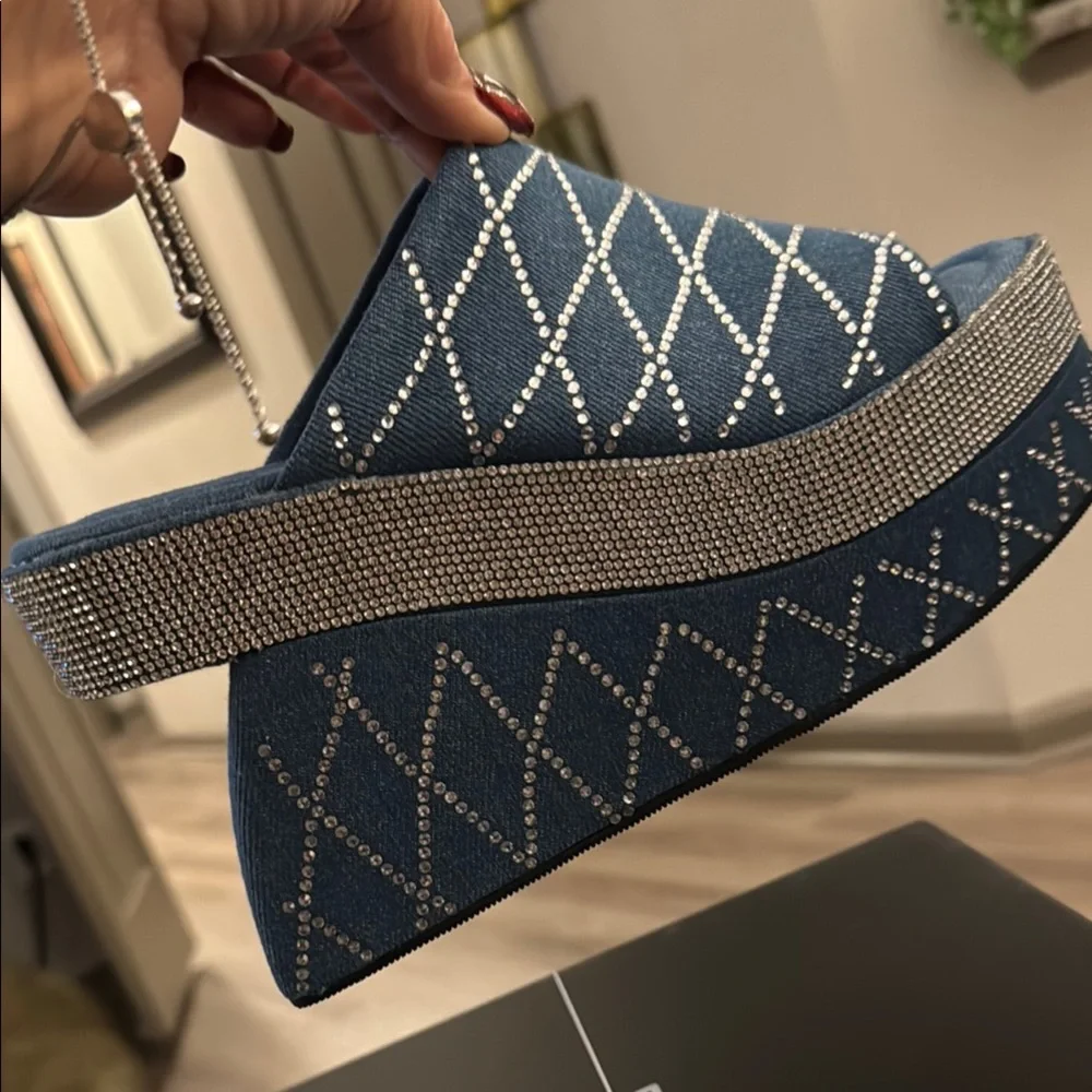 Cape Robbin❣️ Blue Denim Platform Wedge Mules/Slip-ons Women's Size 7 New in box